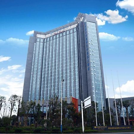 Wyndham Grand Plaza Royale Xianglin Shaoyang Hotel Eksteriør billede