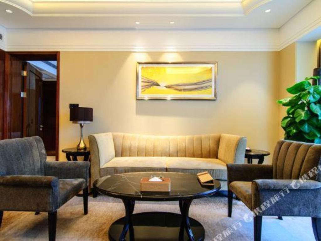 Wyndham Grand Plaza Royale Xianglin Shaoyang Hotel Eksteriør billede