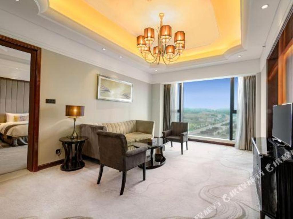 Wyndham Grand Plaza Royale Xianglin Shaoyang Hotel Eksteriør billede