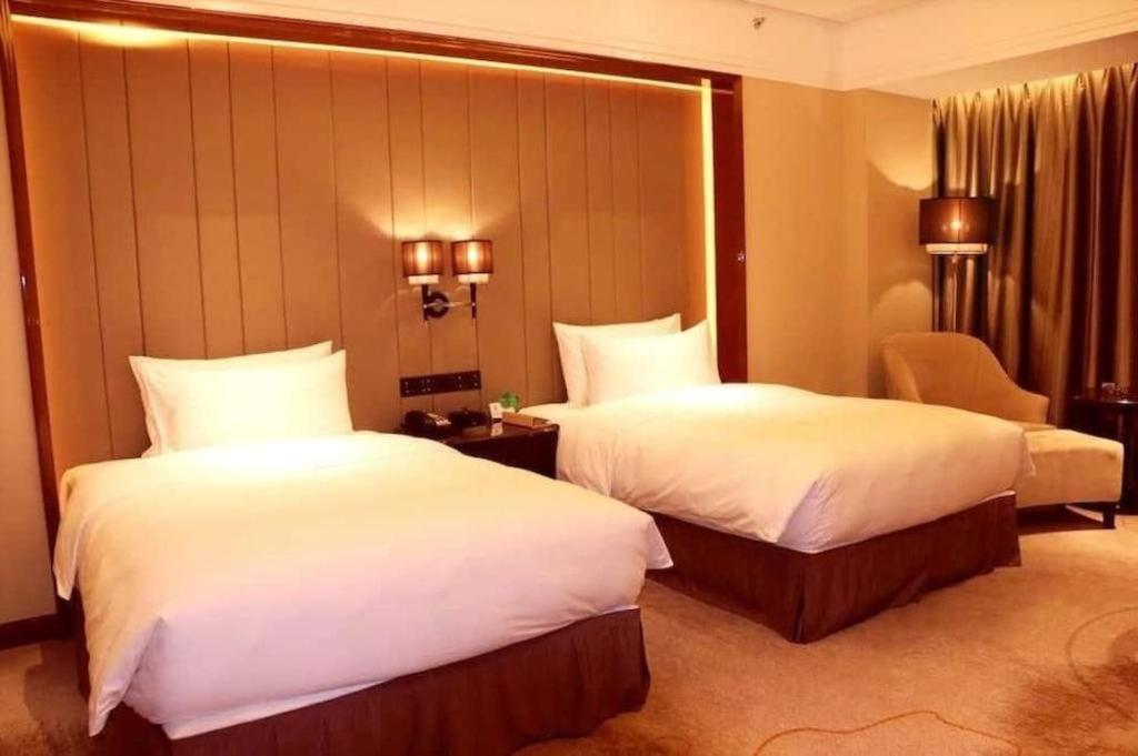 Wyndham Grand Plaza Royale Xianglin Shaoyang Hotel Eksteriør billede