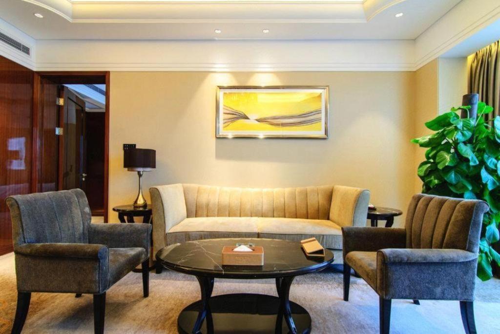 Wyndham Grand Plaza Royale Xianglin Shaoyang Hotel Eksteriør billede