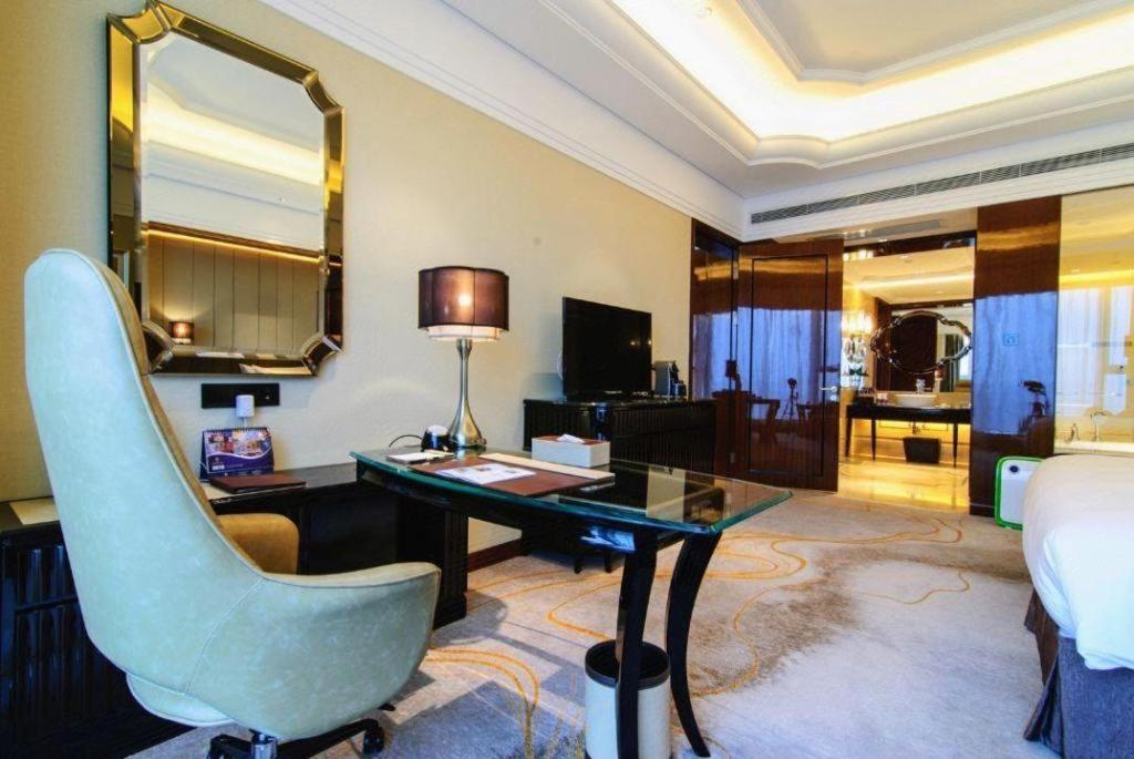 Wyndham Grand Plaza Royale Xianglin Shaoyang Hotel Eksteriør billede