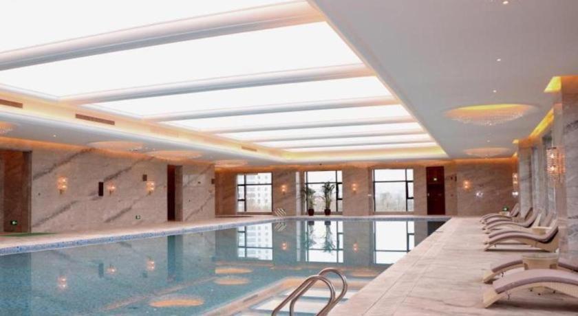 Wyndham Grand Plaza Royale Xianglin Shaoyang Hotel Eksteriør billede