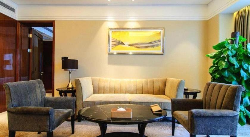 Wyndham Grand Plaza Royale Xianglin Shaoyang Hotel Eksteriør billede